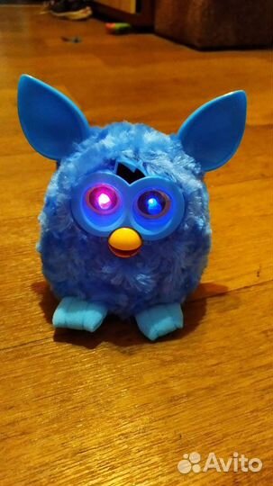 Игрушка Furby в новом состоянии
