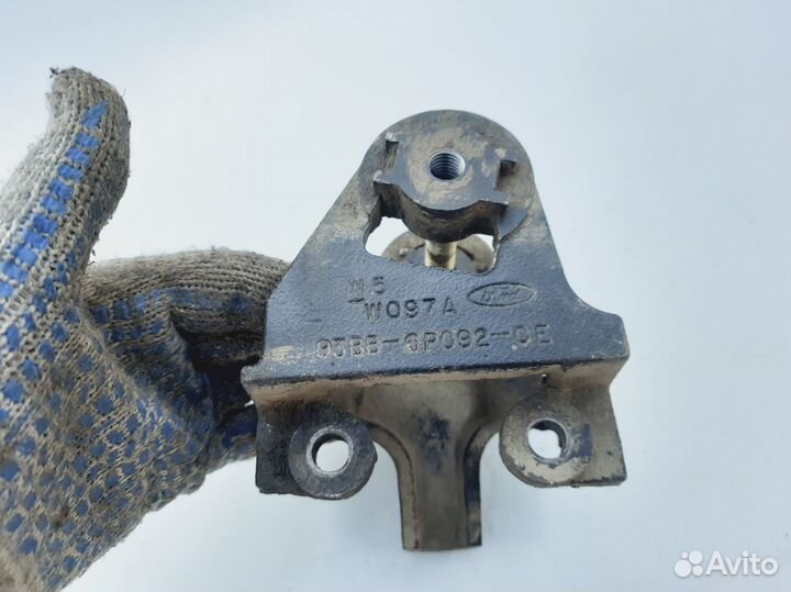 Кронштейн Кпп Ford Mondeo 1 Mondeo 2