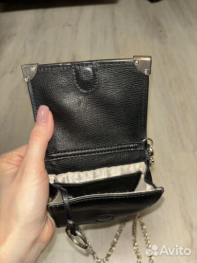 Мини сумка на цепочке