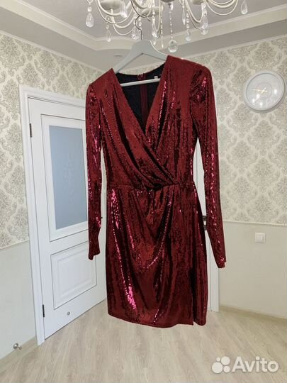 Вечернее платье