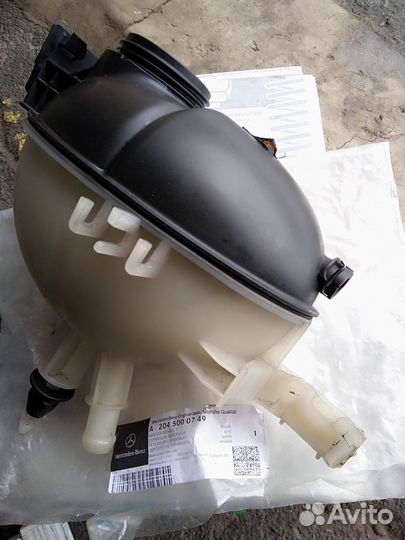 Бачок расширительный для охлаждающей жидкости