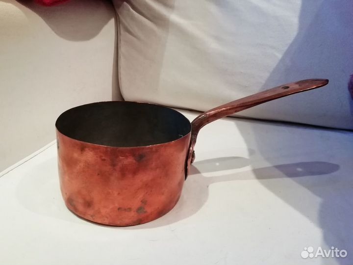 Кастрюля с ручкой медная старинная клеймо