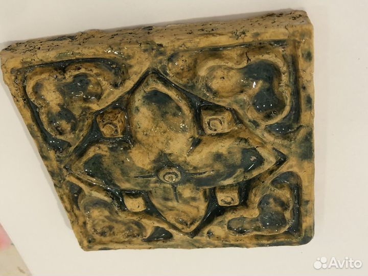 Керамический изразец