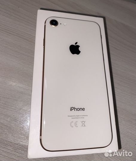 iPhone 8, 64 ГБ