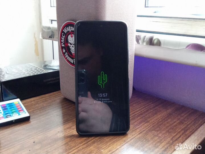 Xiaomi Poco F4, 8/256 ГБ