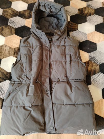 Жилетка женская р. 44