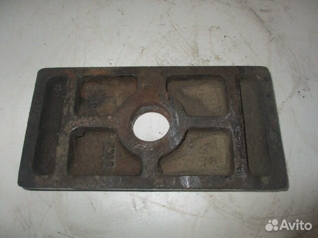 Проставка передней рессоры MAN 81413363155