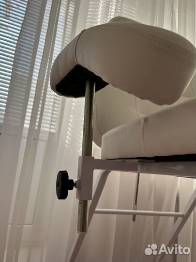 Педикюрное кресло бу, кушетка косметологическая