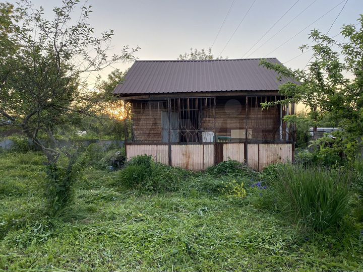 Дача 20 м² на участке 7 сот.