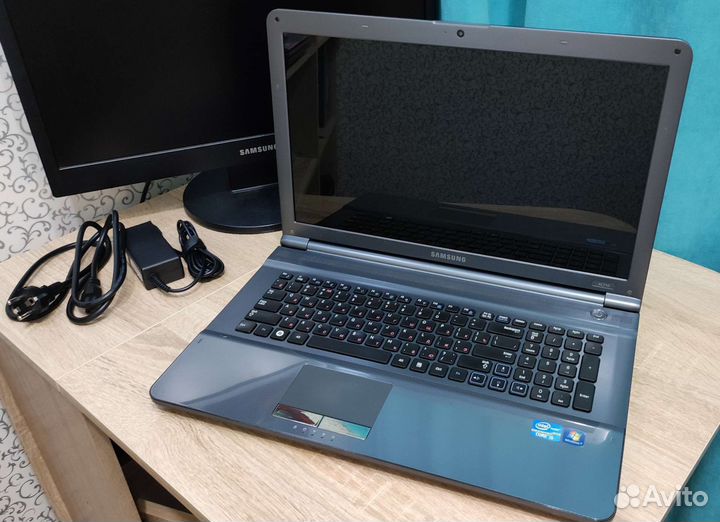 Ноутбук Samsung RC710