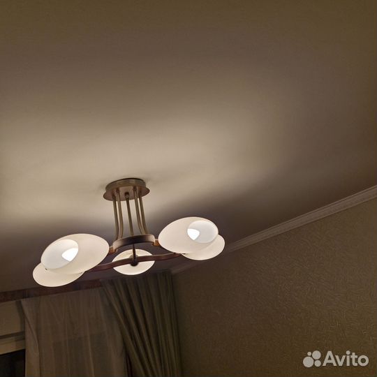 Люстра потолочная