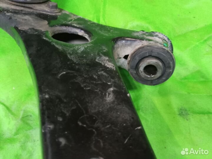 Рычаг подвески передний правый левый Mazda 3 BK