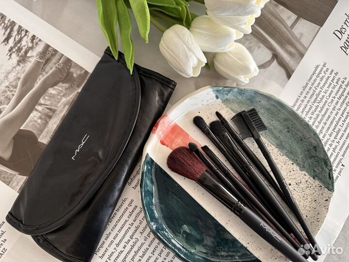 Кисти для макияжа