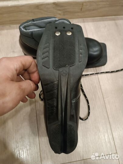 Лыжные ботинки 34р