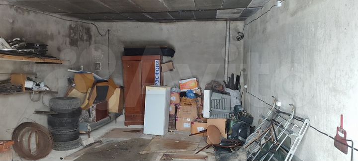 Гараж, > 30 м²