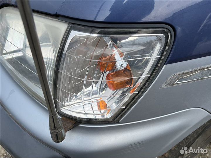 Антенна в бампер передняя левая Toyota Lite Ace