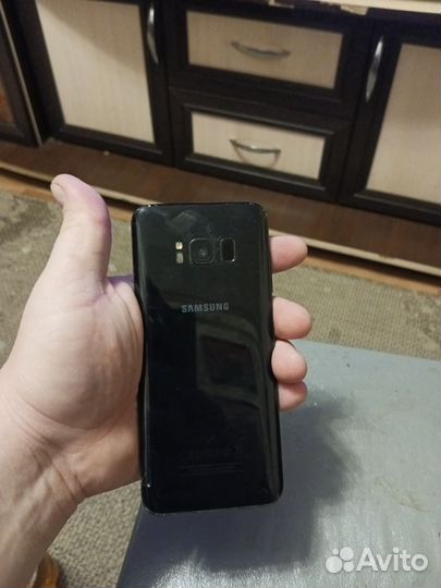 Samsung Galaxy S8, 4/64 ГБ