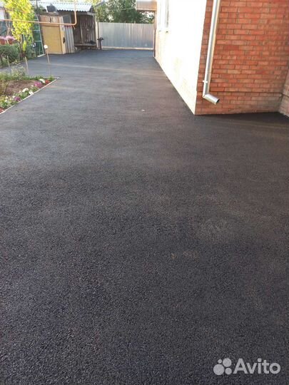 Укладка асфальта и тротуарной плитки