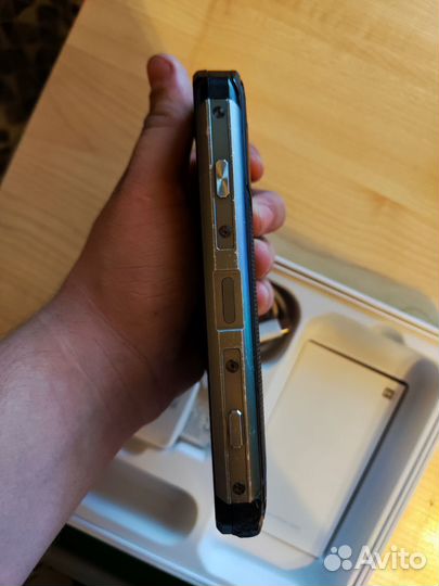 Blackview BV9500, 4/64 ГБ