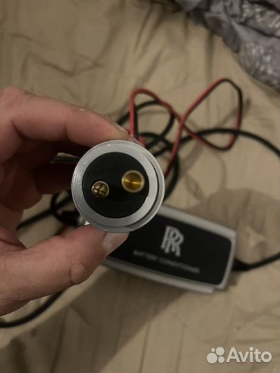 Зарядное устройстводля акб Rolls Royse оригинал