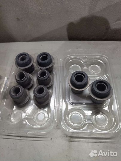 Шарниры рычагов передней подвески