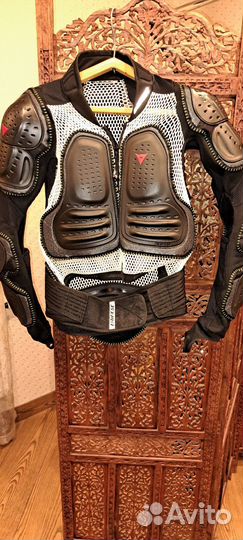 Защита торса горнолыжная, мотоциклиста Dainese