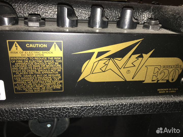 Гитарный комбоусилитель peavey E-20