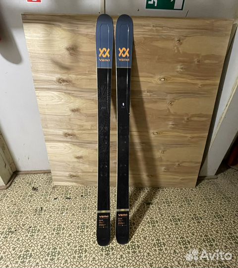 Горные лыжи Volkl Secret 170