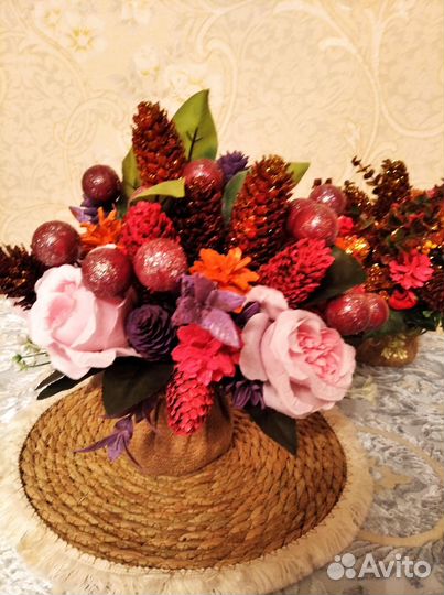 Букеты с композицией