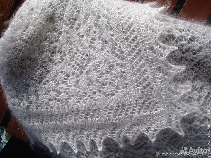 Пуховый платок паутинка
