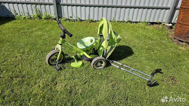 Трехколесный велосипед