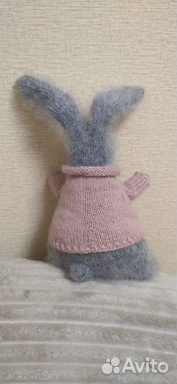 Вязаный зайка