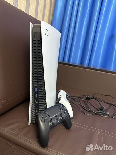 Sony PS 5 2 Джоя + Много игр
