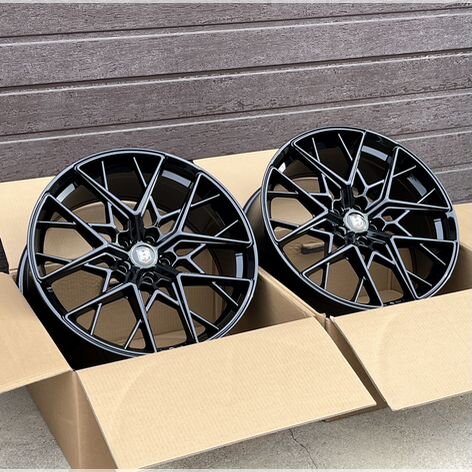 Литые диски HRE FF10 8×R18 4×100