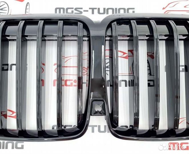 Решетка M-Performance BMW X7 G07 реcт черная