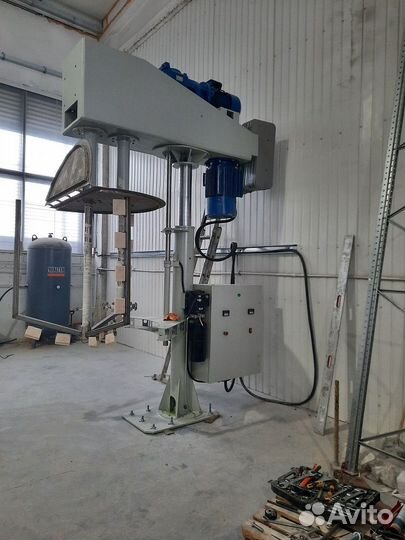 Диссольвер двухосевой