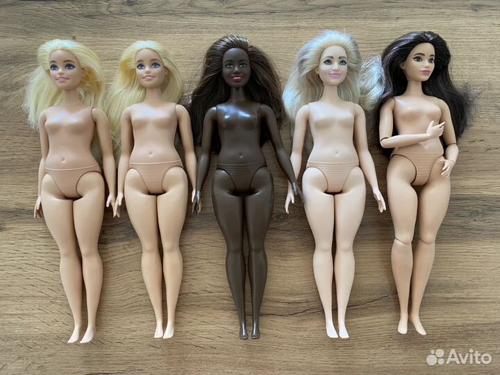 Куклы Барби разные