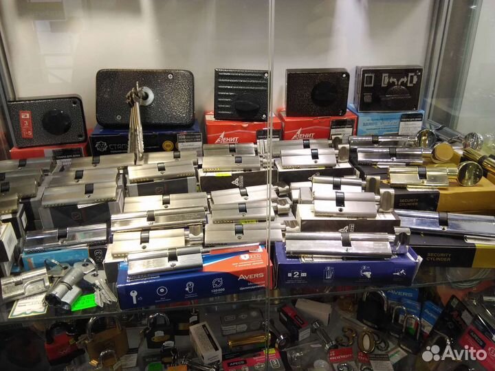 Замок дверной Эльбор