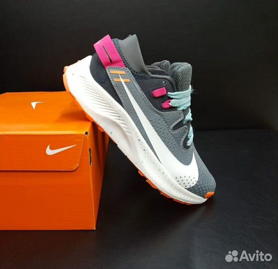 Кроссовки Nike р-ры 35-41 артик 151072005 сер/гол