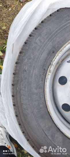 Bridgestone Blizzak VRX 185/70 R14