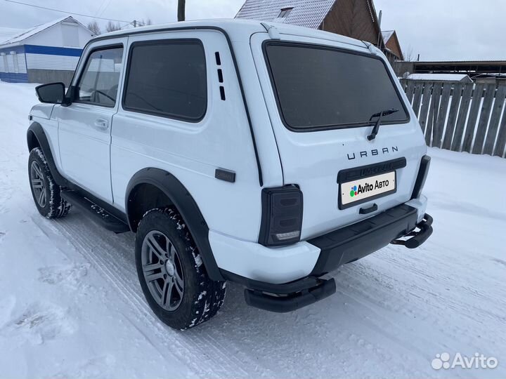 LADA 4x4 (Нива) 1.7 МТ, 2002, 178 000 км