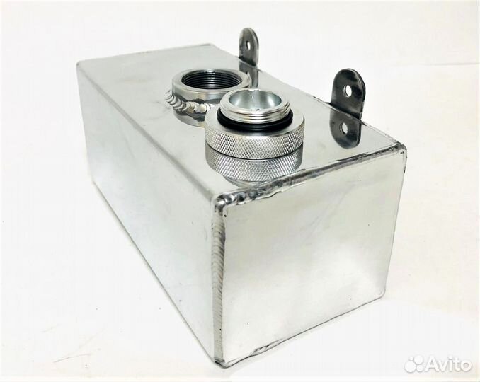 Бачок с крышкой - полированный