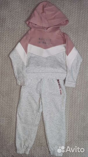 Спортивный костюм