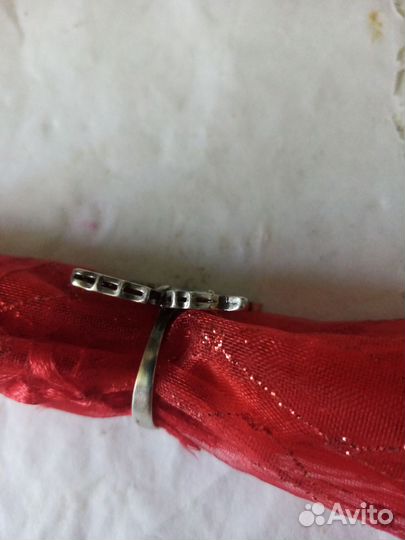 Серебряное кольцо