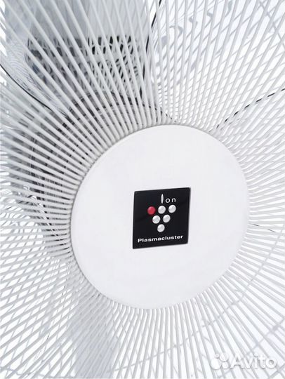 Вентилятор напольный с пультом белый Sharp