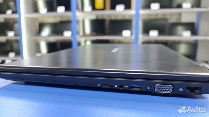 Ноутбук 15.6