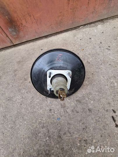 Вакуумный усилитель тормозов Ford Fusion