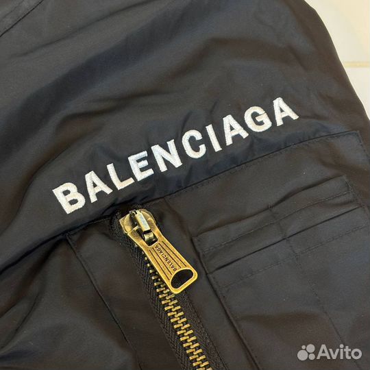 В наличии Balenciaga WFP Бомбер