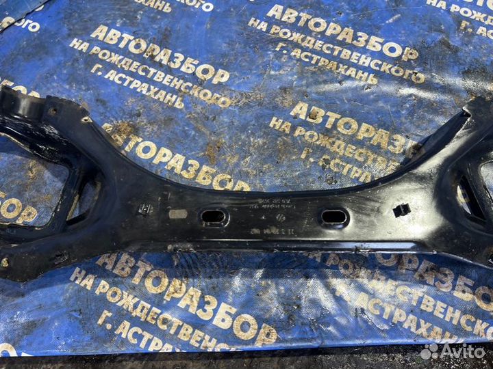 Задний подрамник Volkswagen Touareg внедорожник