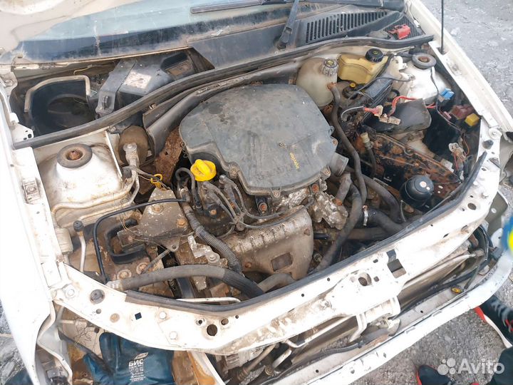 Разбираю по частям рено симбол